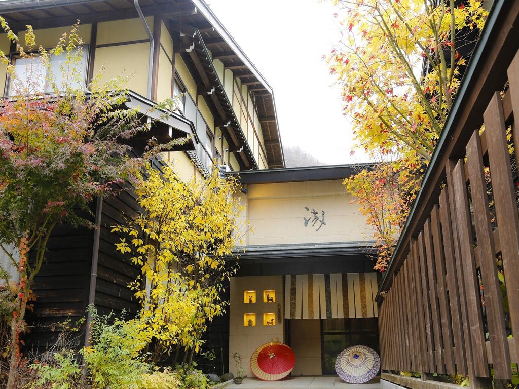 Ryokan Kutsuroginoya Yuu Такаяма Экстерьер фото