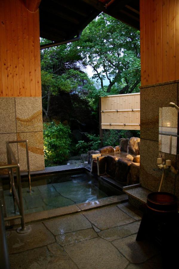 Ryokan Kutsuroginoya Yuu Такаяма Экстерьер фото